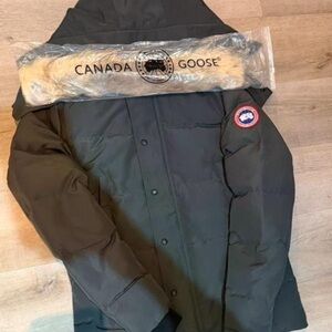 Canada Goose Bomber Jacket - Heritage Winter Parka